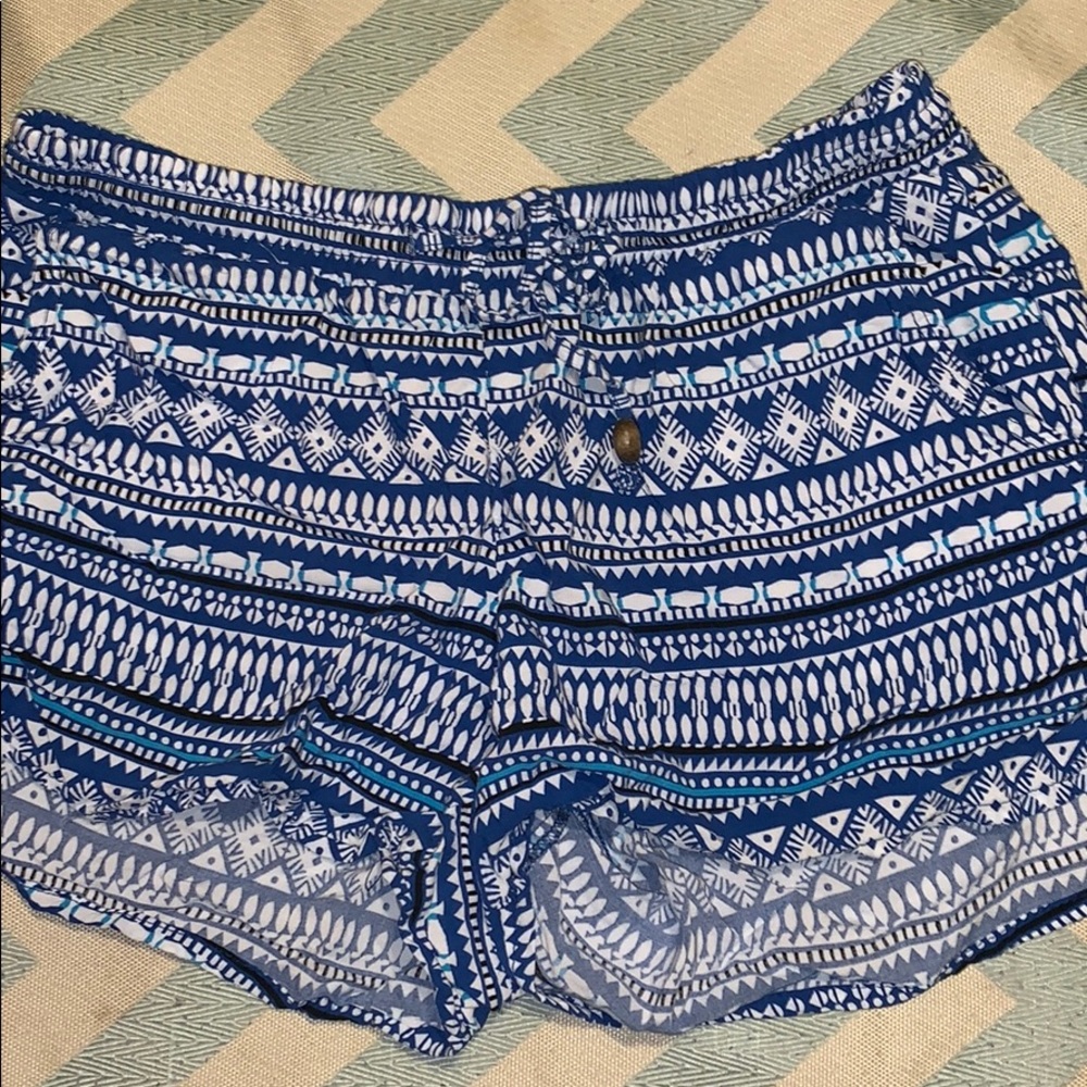 Pattern soft shorts